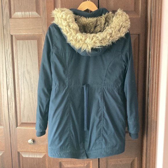 Hollister Faux Fur Winter Jacket size S - Picture 4 of 5
